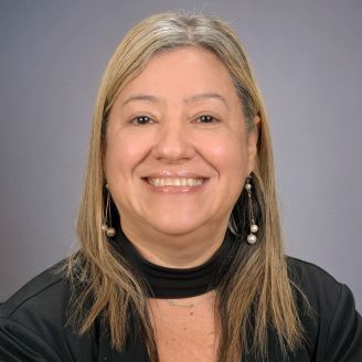 Cintia Valz, Our Center Director